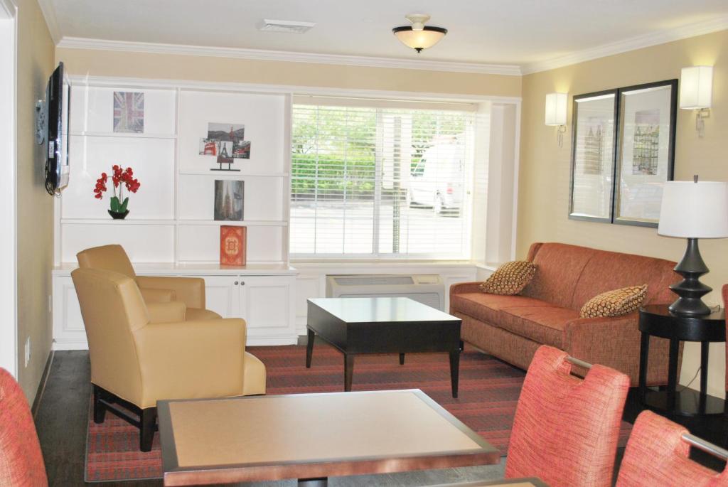 Room image 1