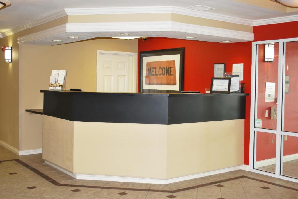 Extended Stay America Suites - St Louis - Westport - Central Main image 2